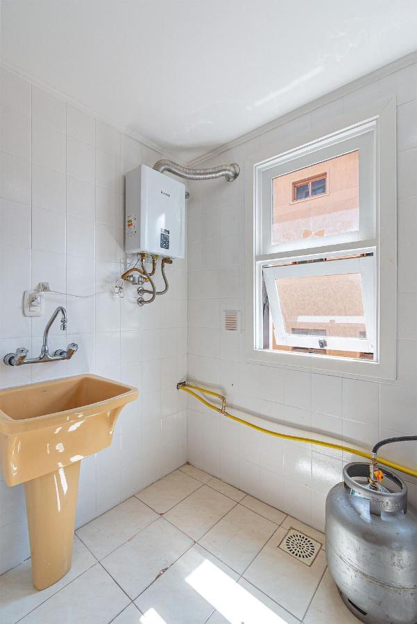 Amplo Apartamento Ao Lado Da Rua Coberta グラマド エクステリア 写真